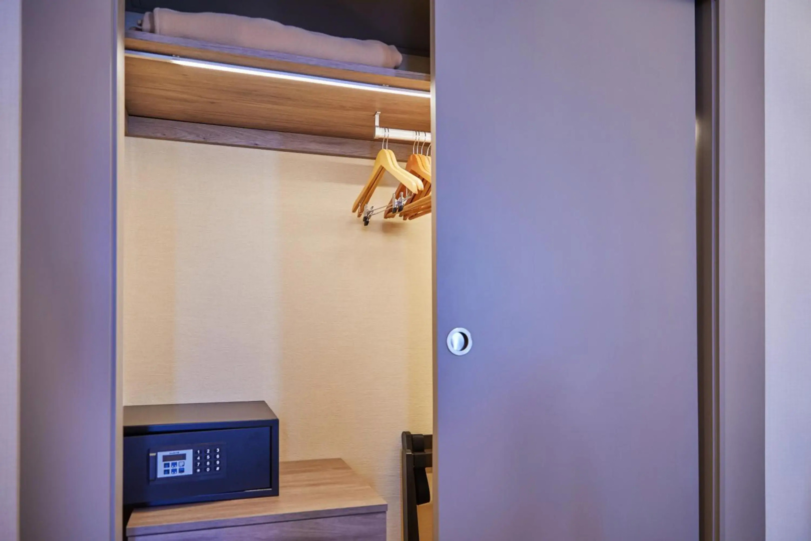 Renaissance Paris La Defense Hotel