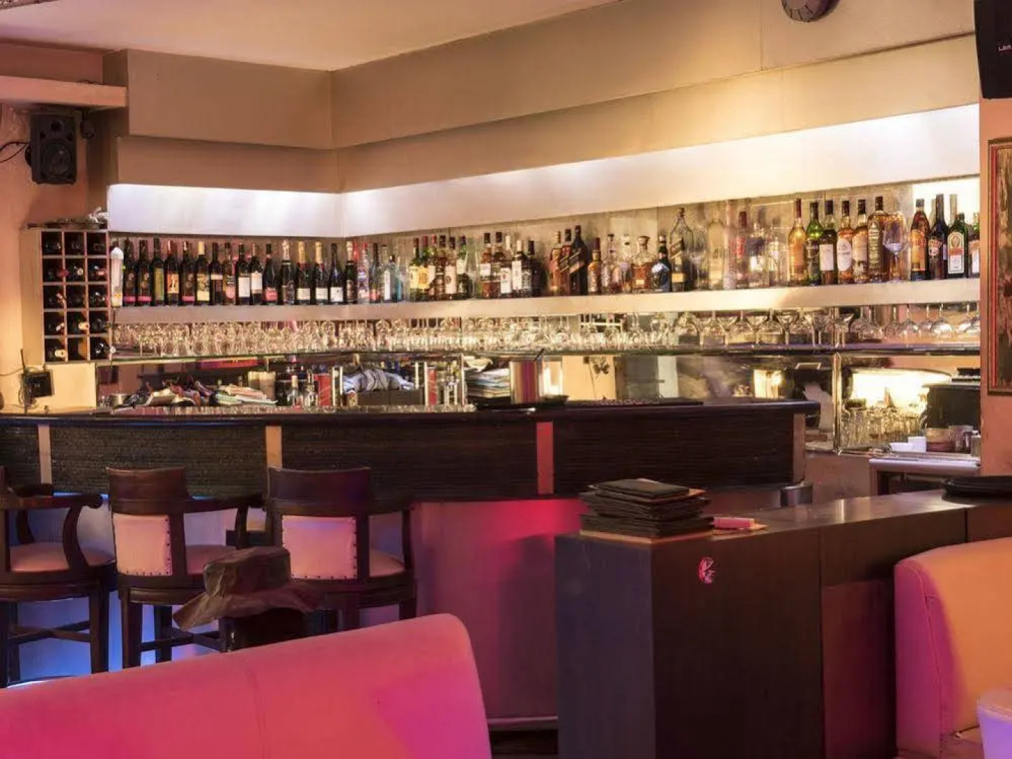 OYO Premium GS Road Near International Hospital