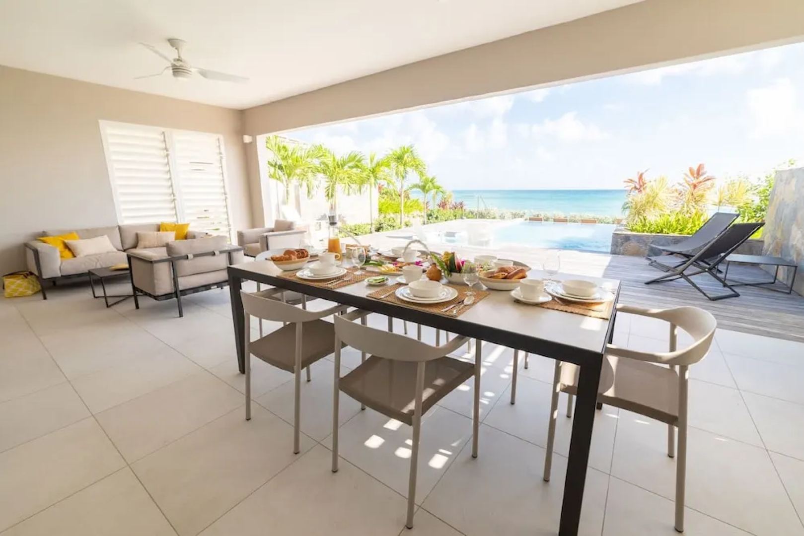 Eden Roc Villas