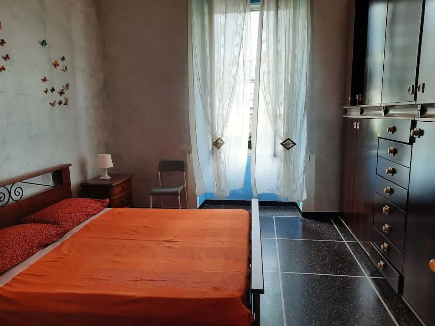 Appartamento a Invrea Posto Auto Incluso