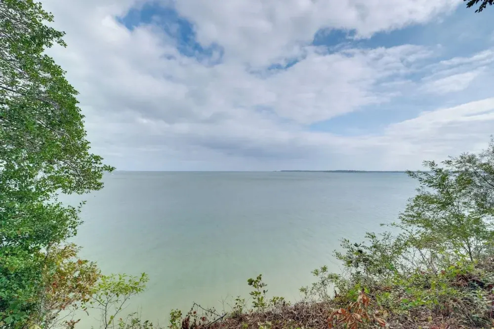 Sunrise Views: Waterfront Lusby Home w/ Deck!