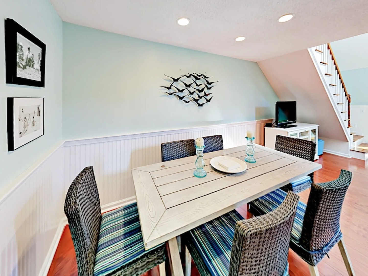 Charming Cape Townhouse by RedAwning