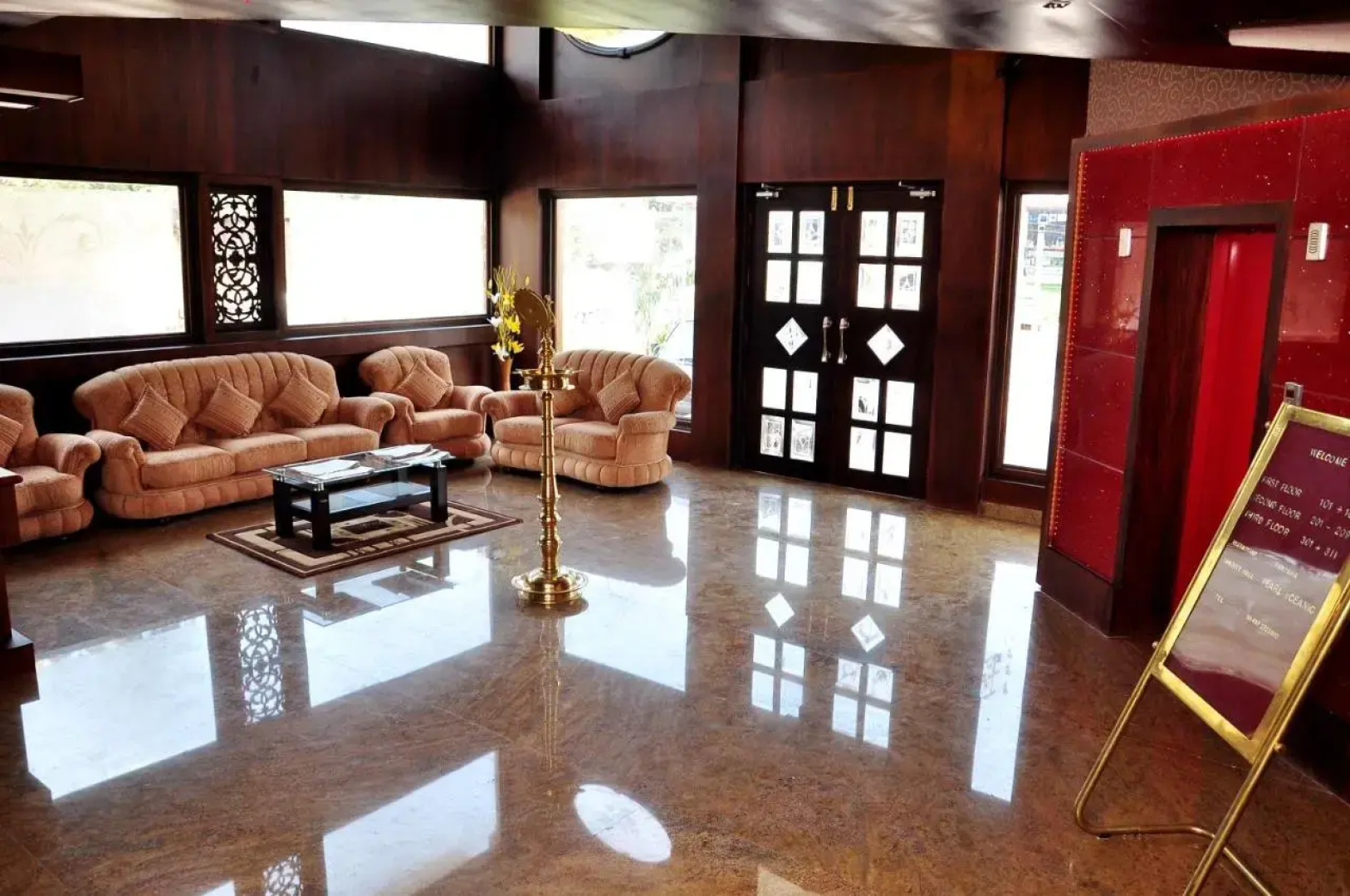 Hotel Sky Pearl