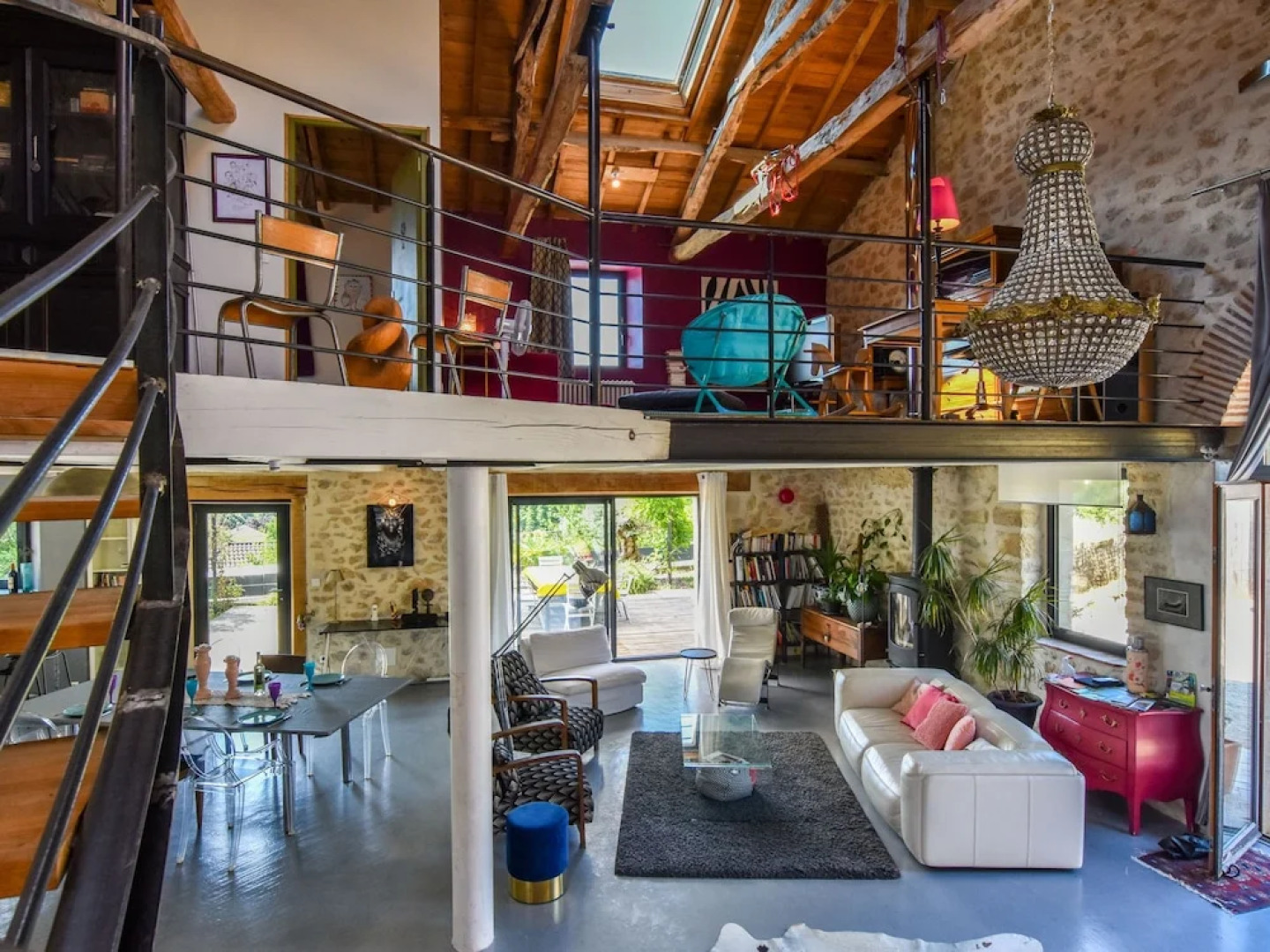 Splendid Holiday Home in Espère France With Private Pool