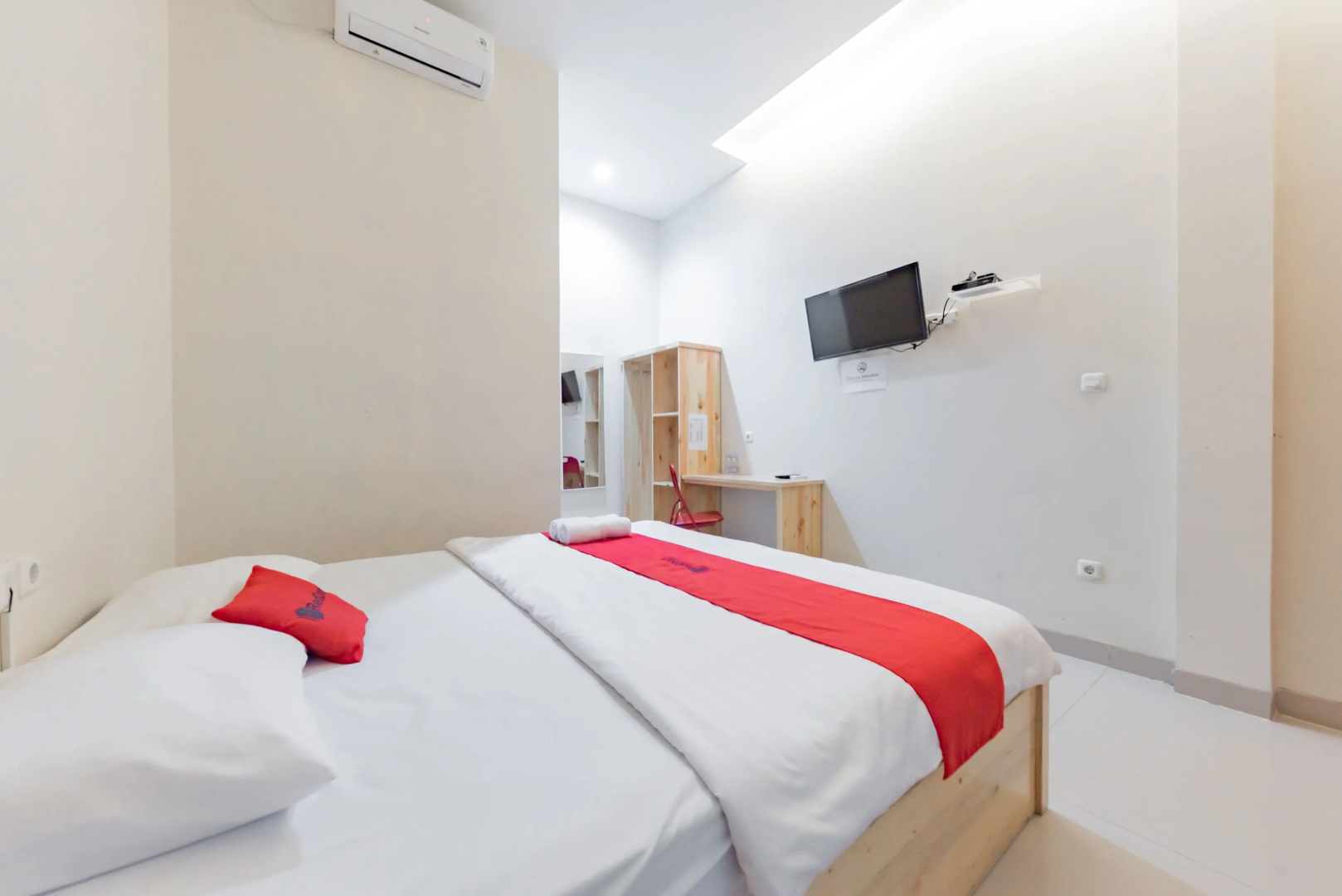 RedDoorz Syariah near DPRD Kabupaten Subang