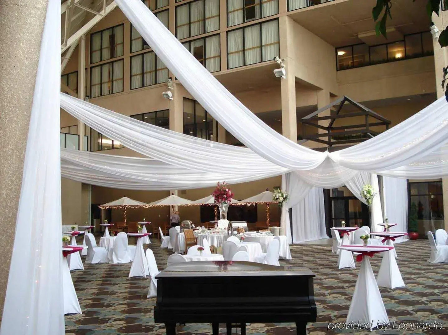 DoubleTree by Hilton Hotel St. Paul Downtown