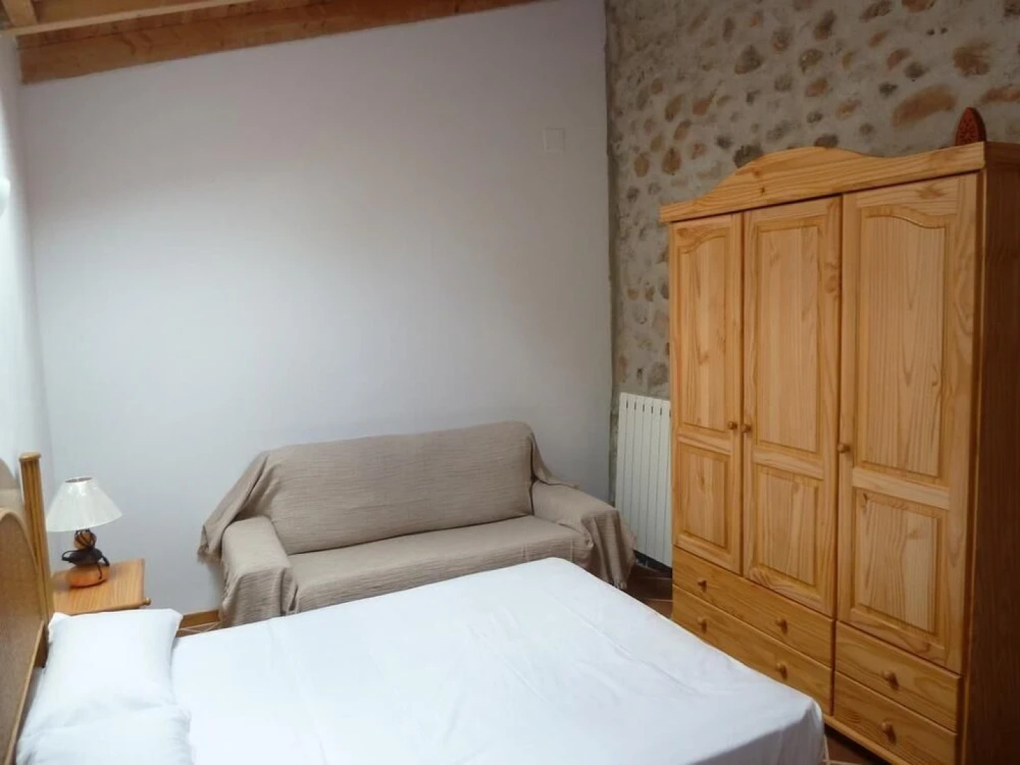 Casitas Gorgos - Monty's