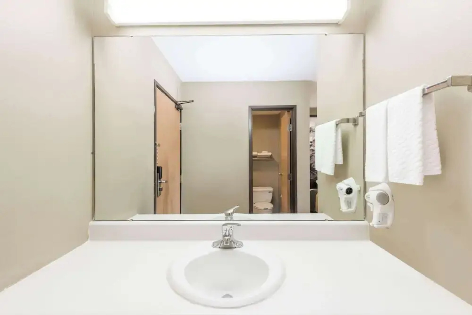 Super 8 by Wyndham Chanute