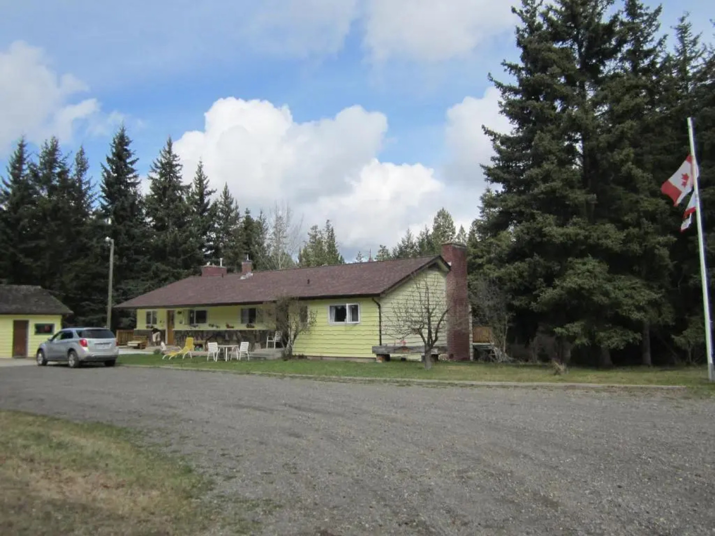 The Cozy Cubbyhole B&B