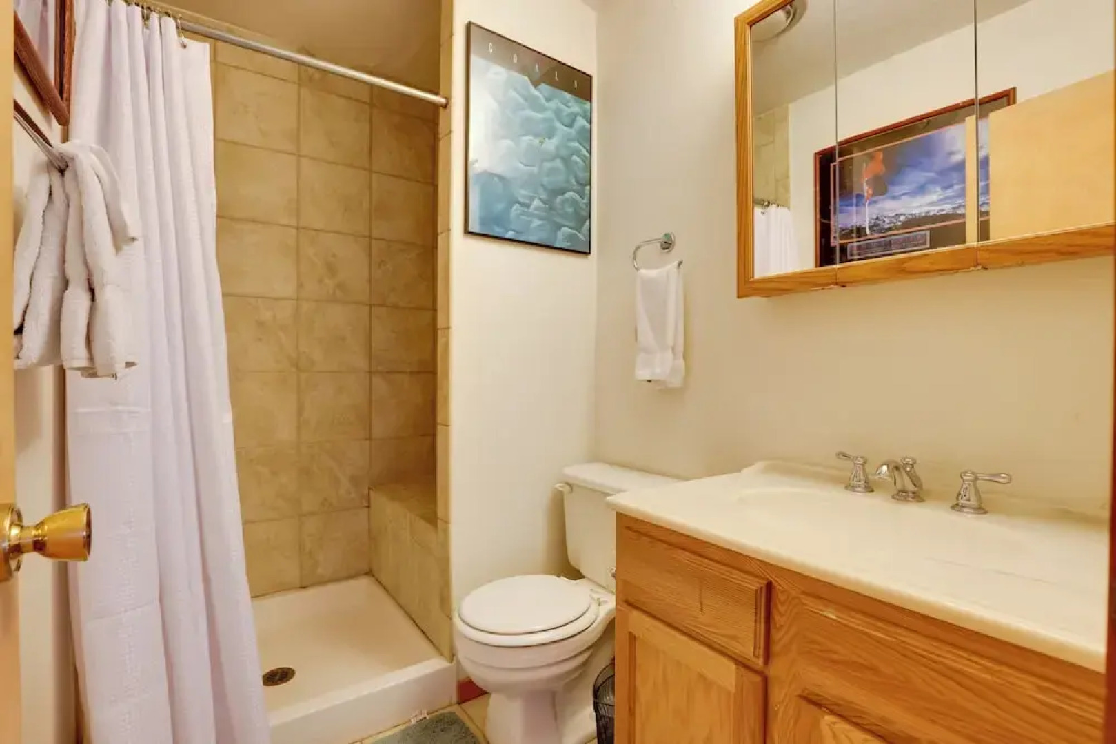 4 Mi to Marina: Family Townhome in Silverthorne!