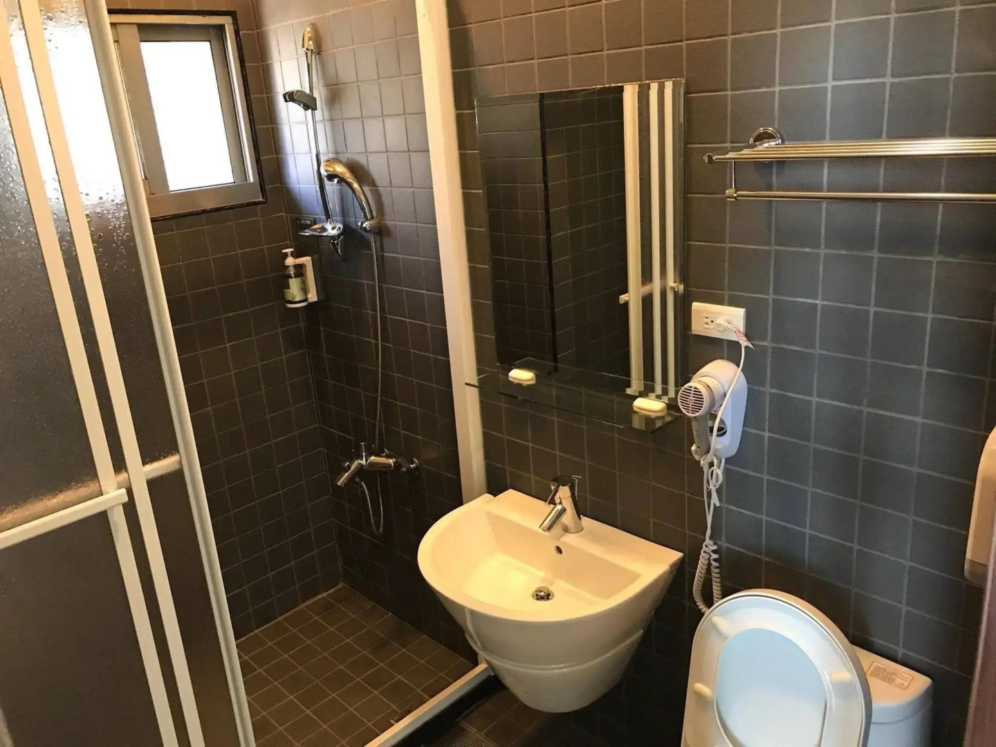 Tea Cloud Guest House