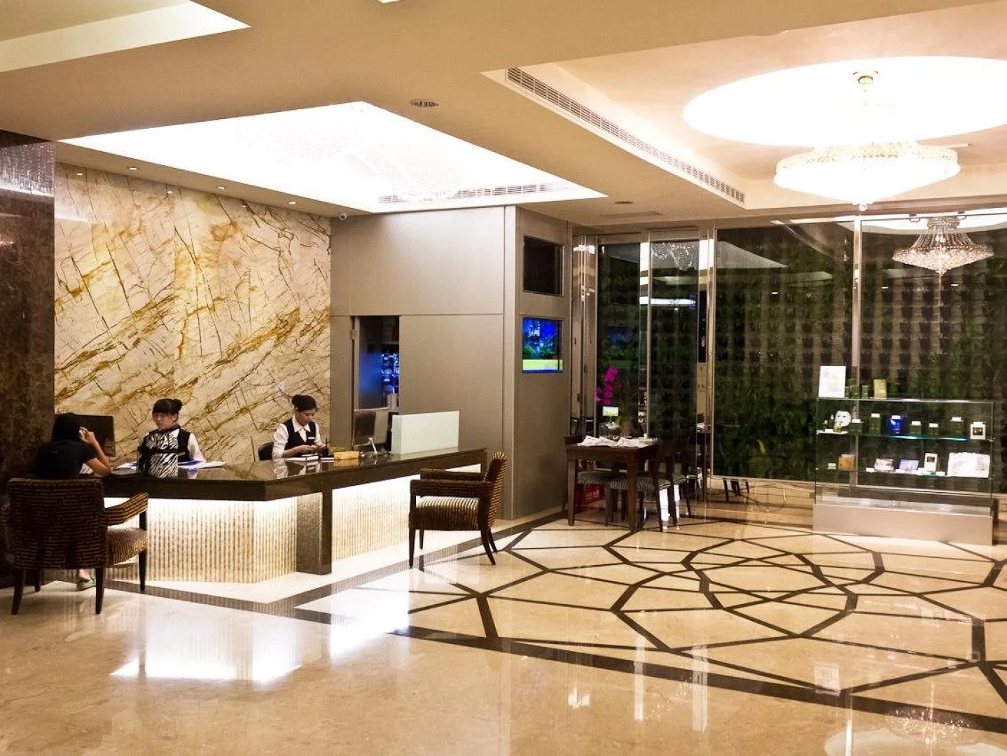 Lishiuan International Hotel