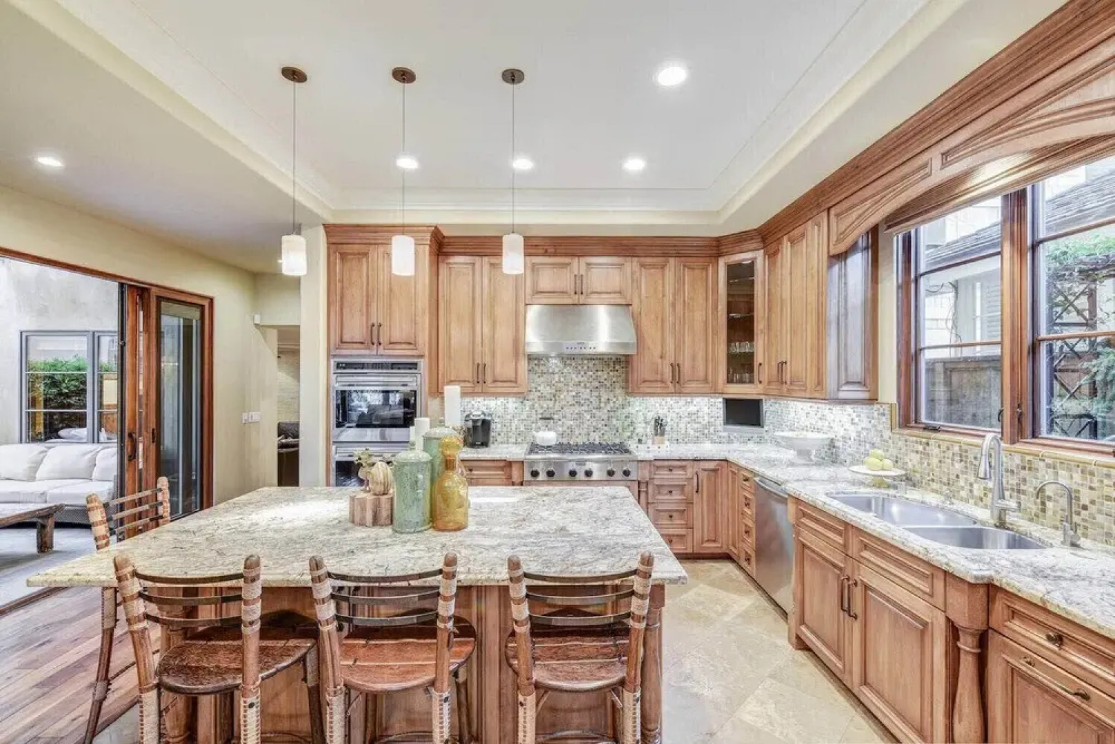 Beach Villa at 507 Goldenrod