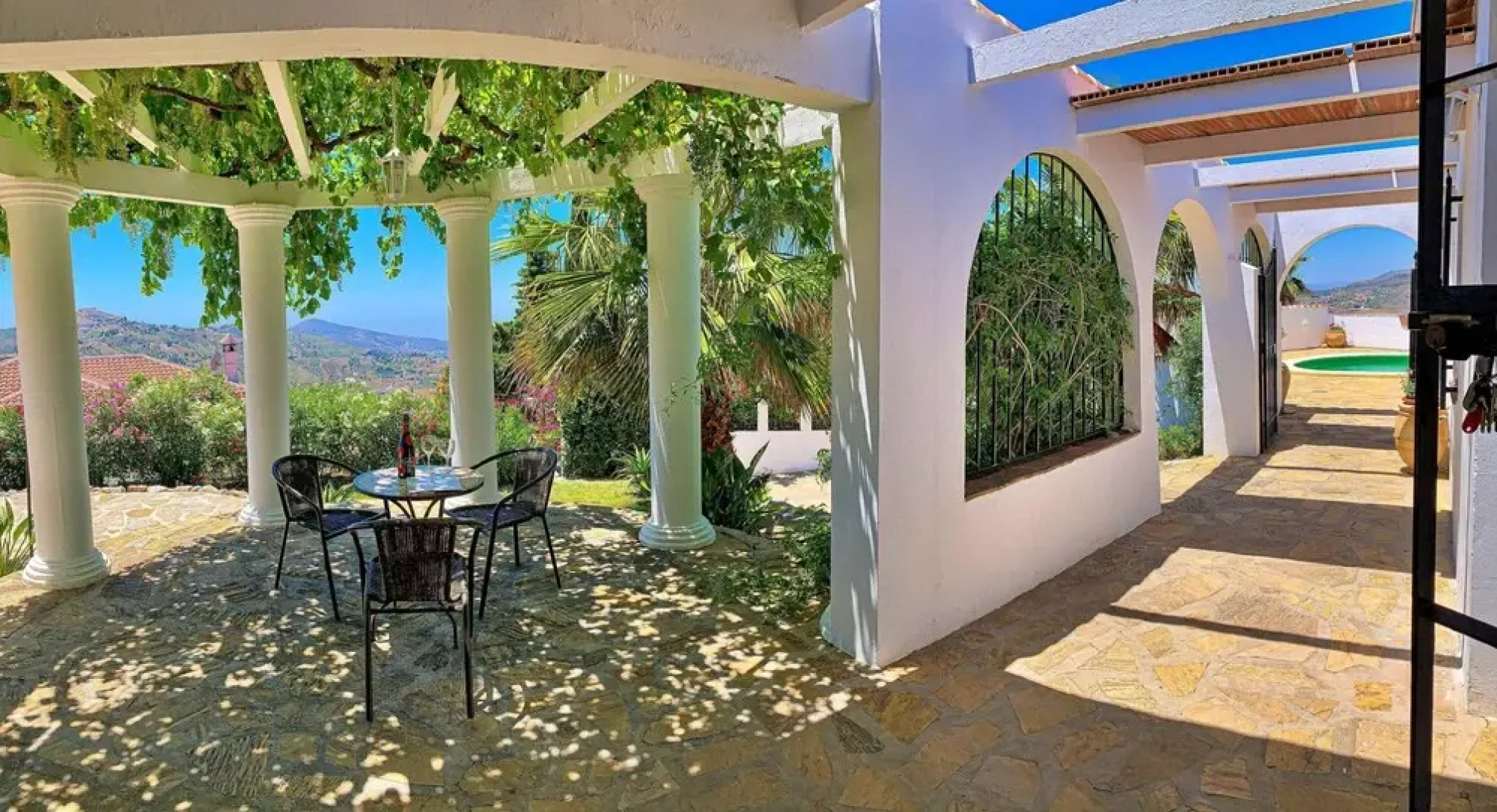 Casa Rural Cómpeta Piscina Barbacoa y Vista