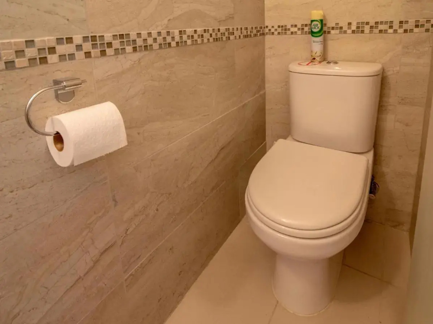 Kingfisher's Perch - Takamatua Holiday Home