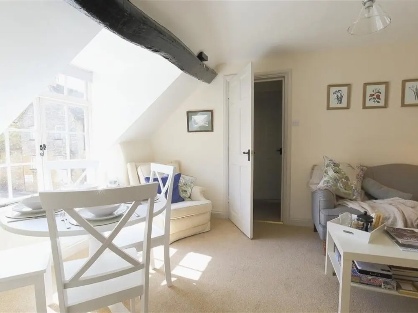 Burford's Old Bakery, BURFORD