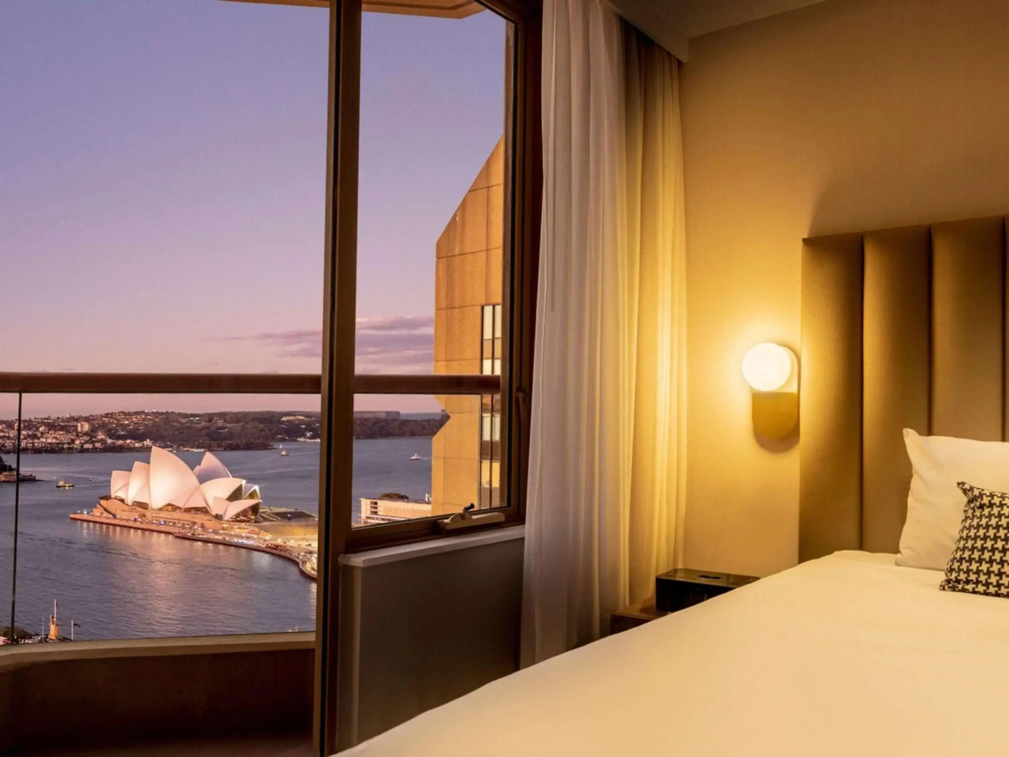 The Sebel Quay West Suites Sydney