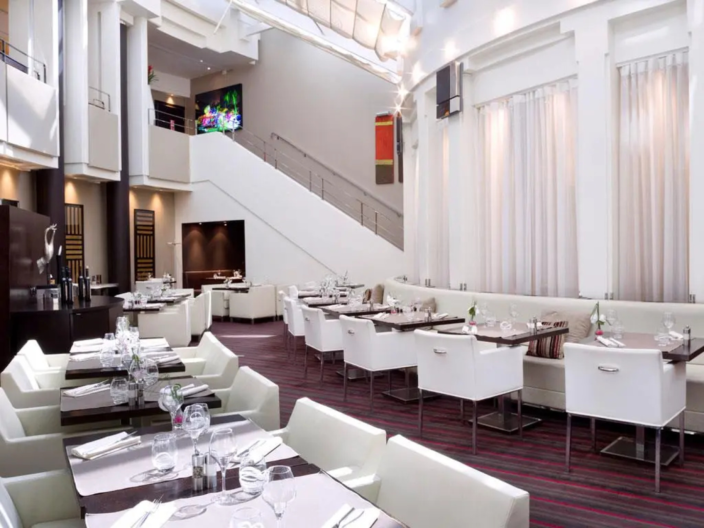 Nest Hotel Paris la Défense - MGallery Collection