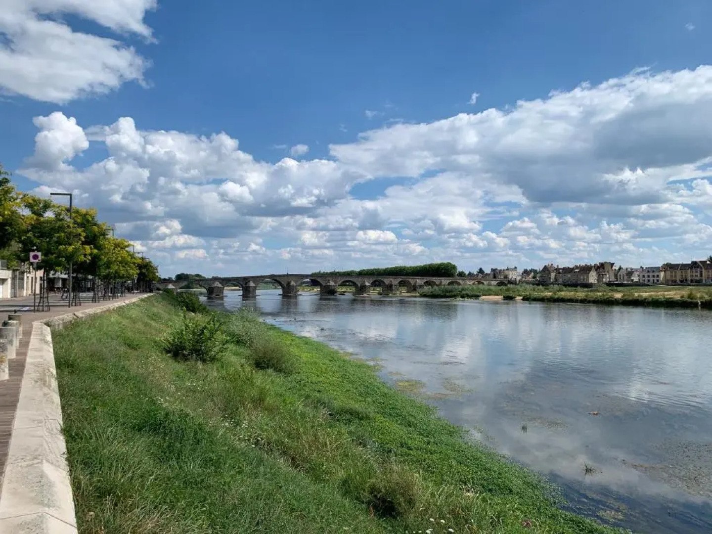 Le Jeanne d'Arc - Appartements meublés