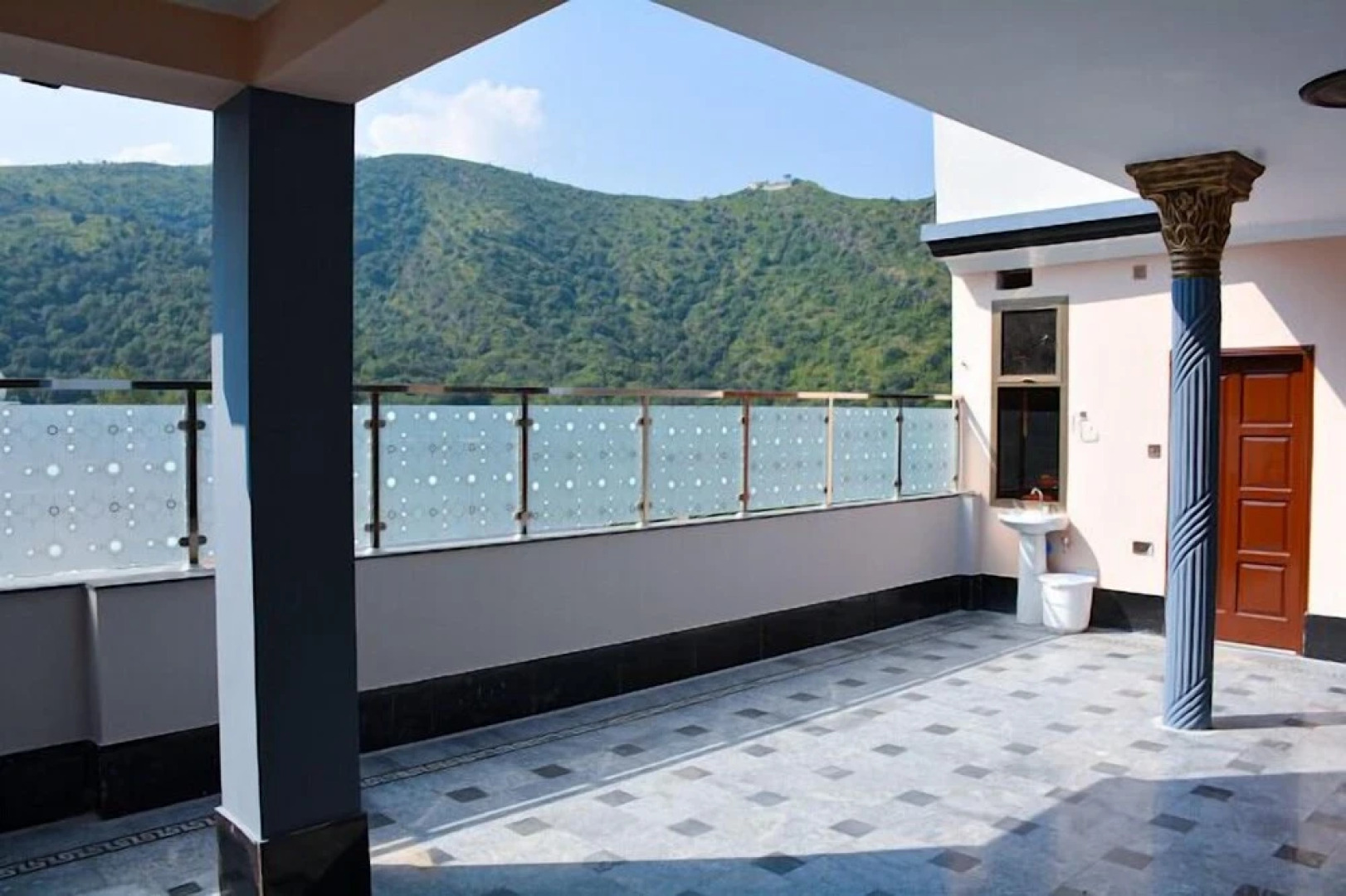 Khyber Guest House & Restaurant