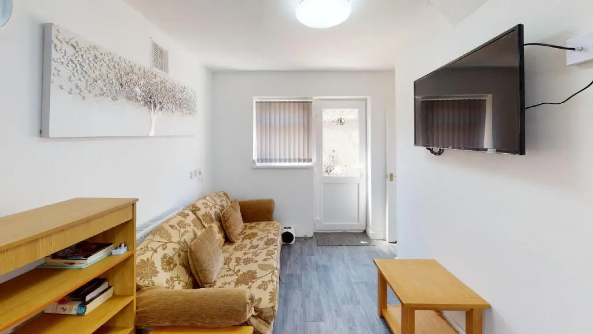 J kyns Apartment 2 Bedrooms house with two double beds