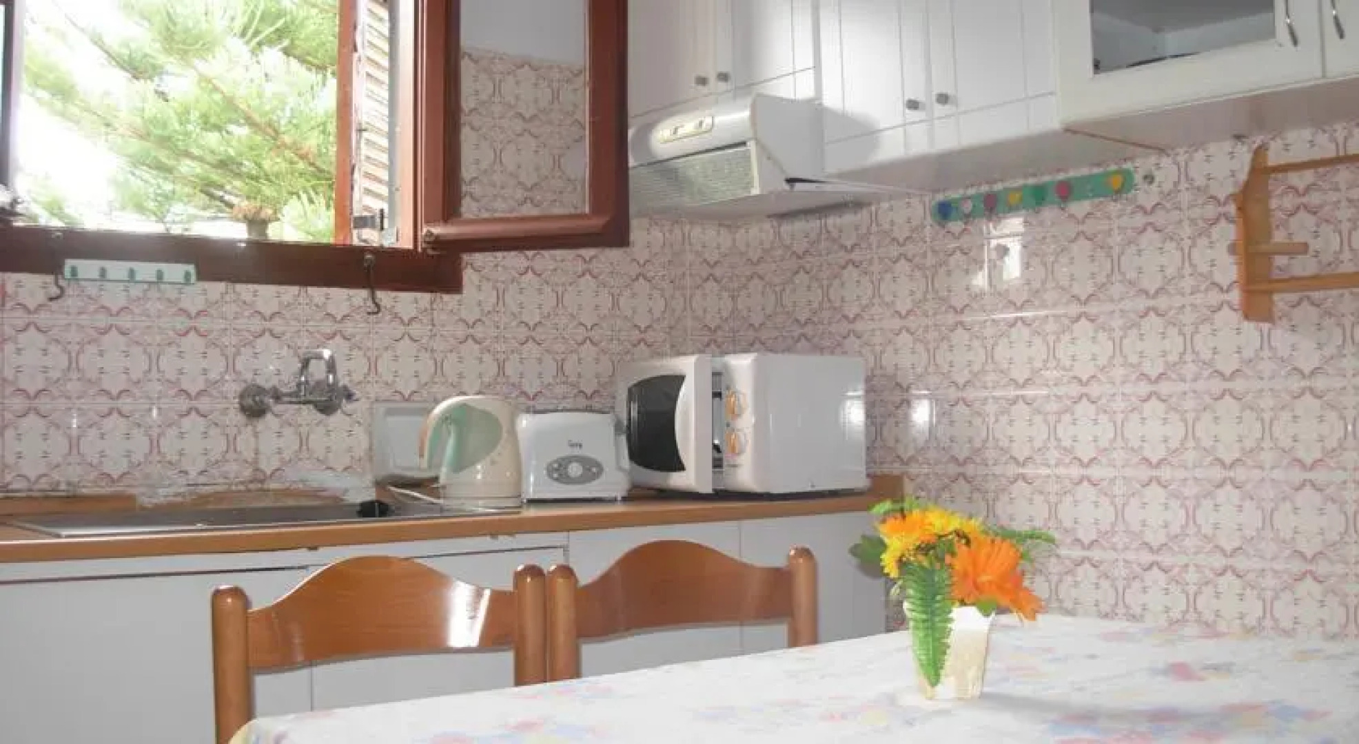 Harrys Bar & Apartments 2