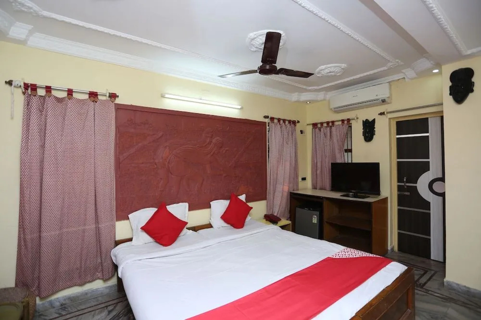 Rater Tara Diner Rabi by OYO Rooms