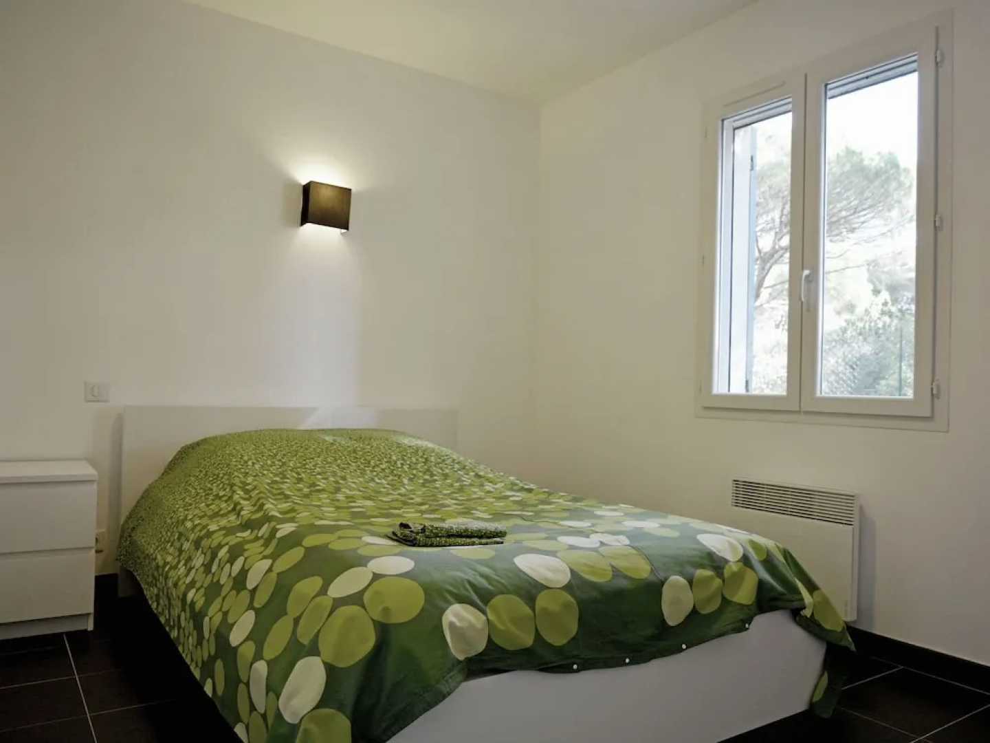 Villa with air conditioning, private pool in Provence, half an hour drive from the beach
