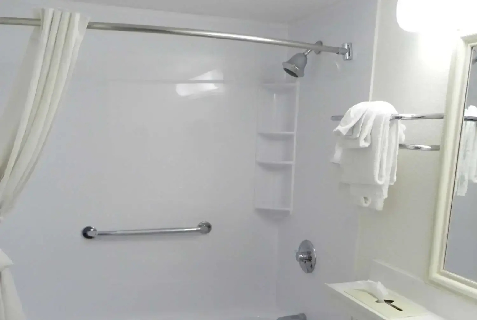 Travelodge Inn & Suites by Wyndham Albany