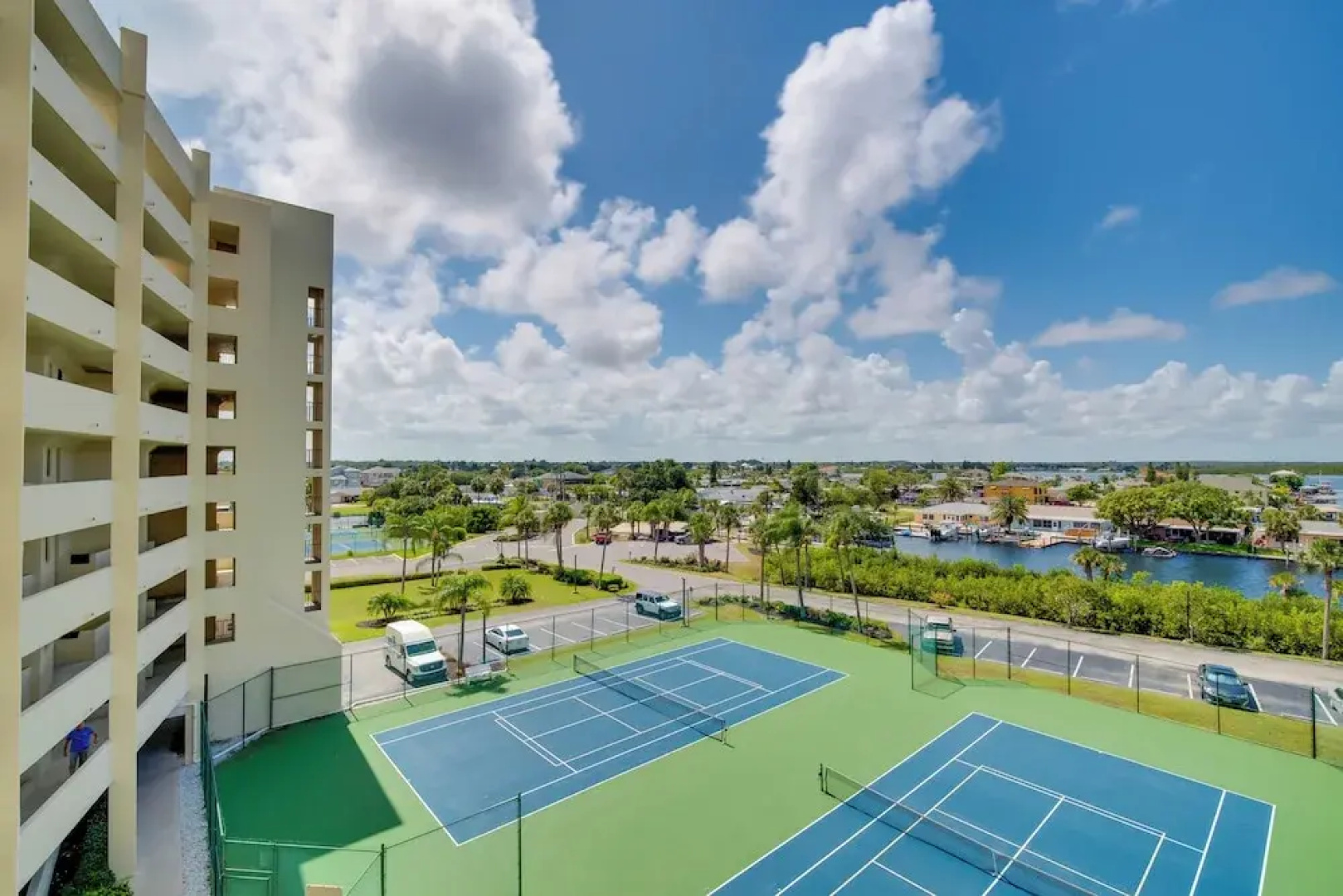 Private Beach Access & Gulf Views: Hudson Condo!