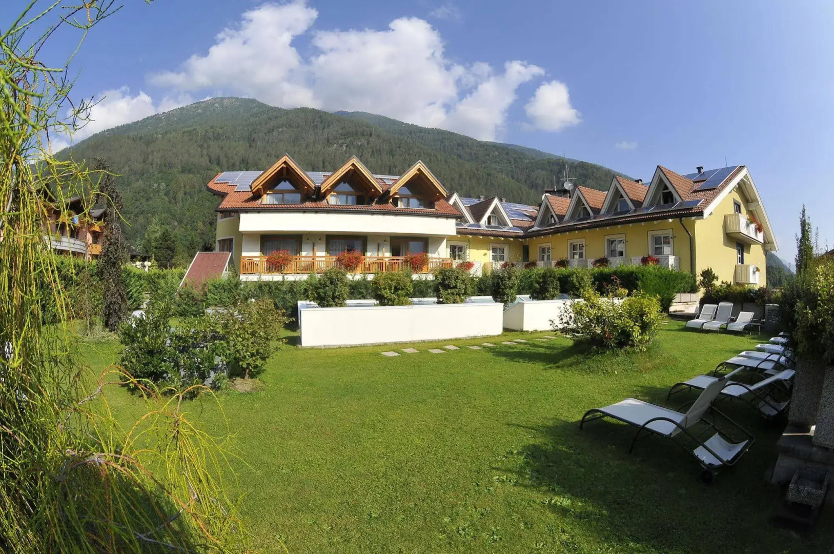 AlpHoliday Dolomiti Wellness