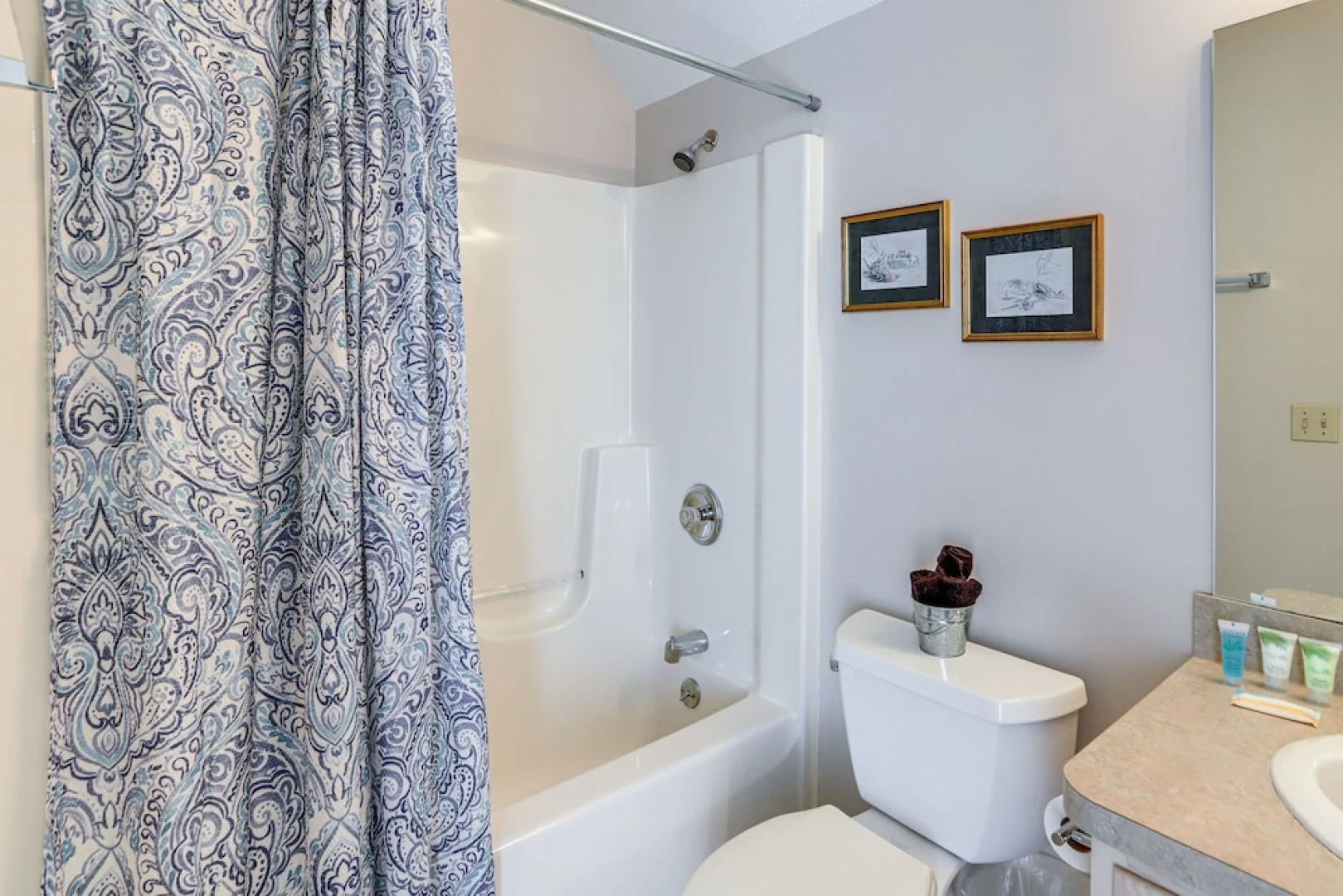 Family-friendly Port Clinton Home w/ Private Deck