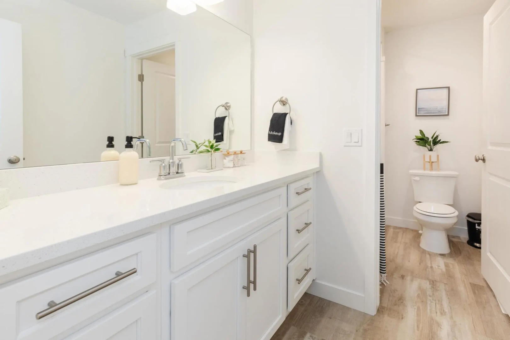 New Designer Townhome w Trailer Parking Games