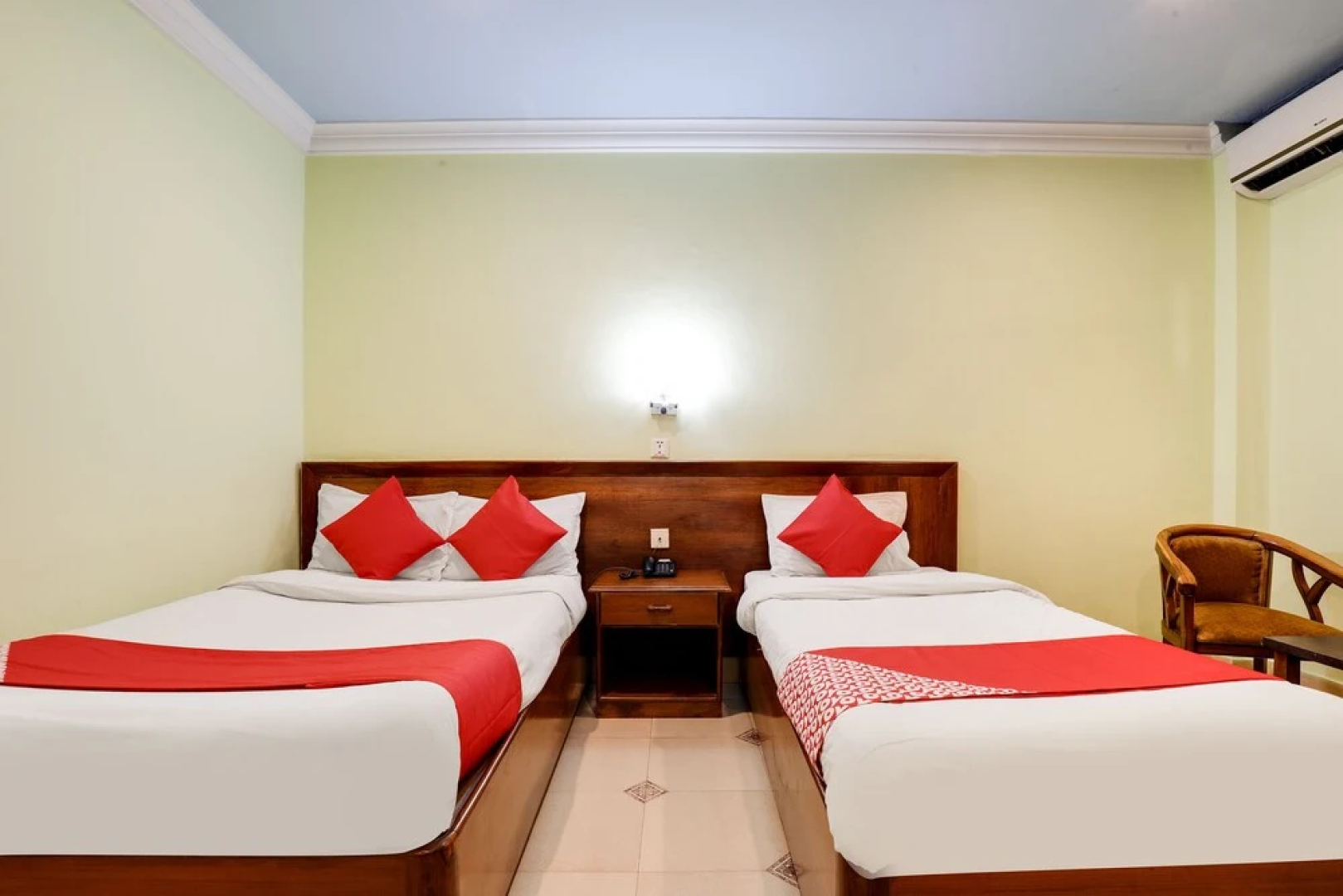 OYO 582 Hotel Lacoul