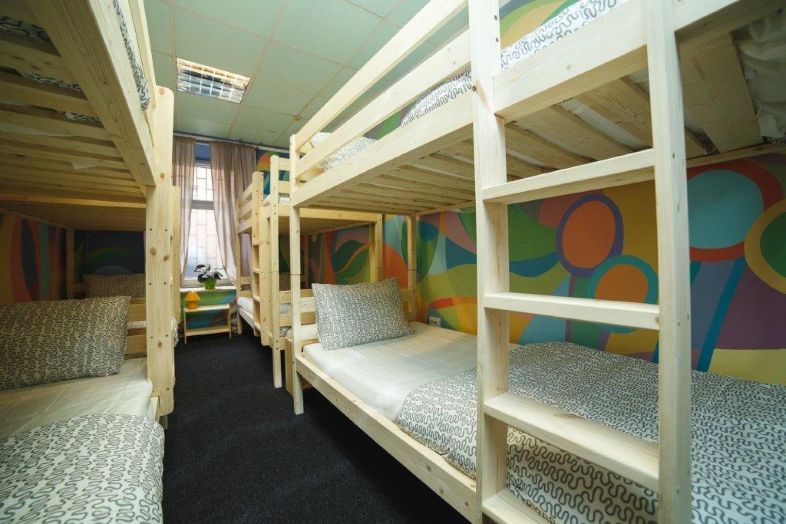 Art-Hostel Contrast