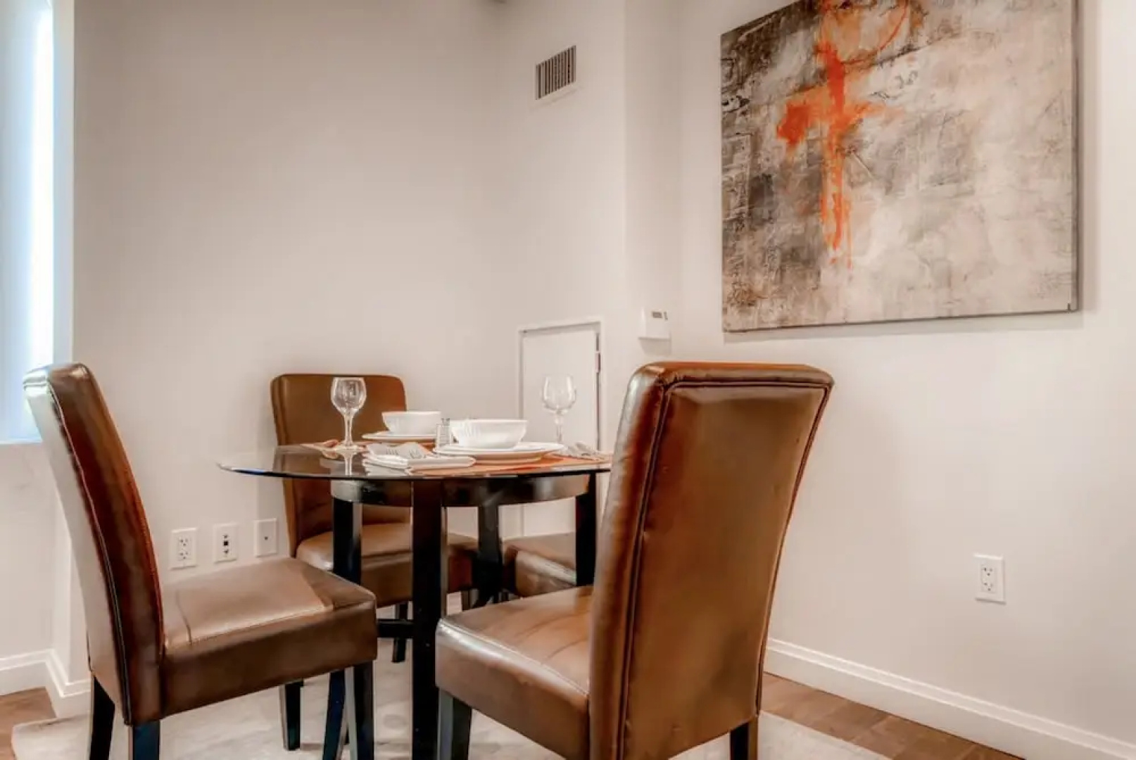 Global Luxury Suites in San Ramon