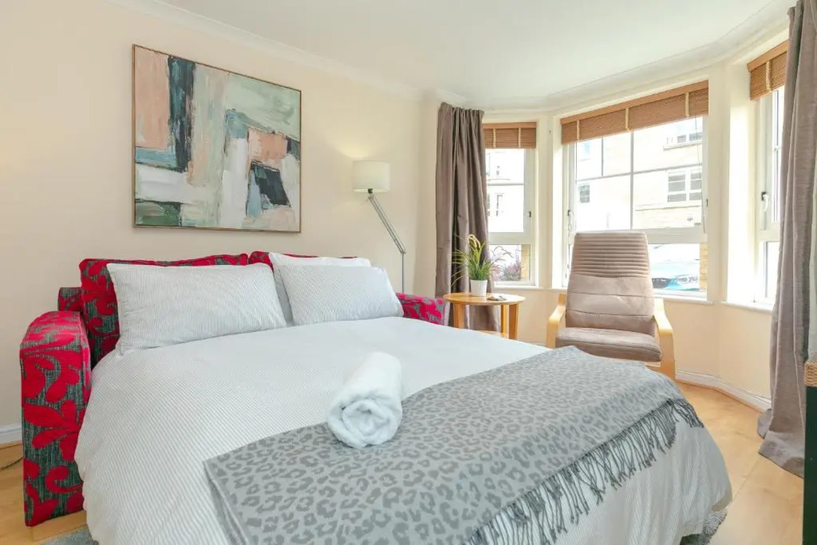 Dicksonfield Apartment Edinburgh