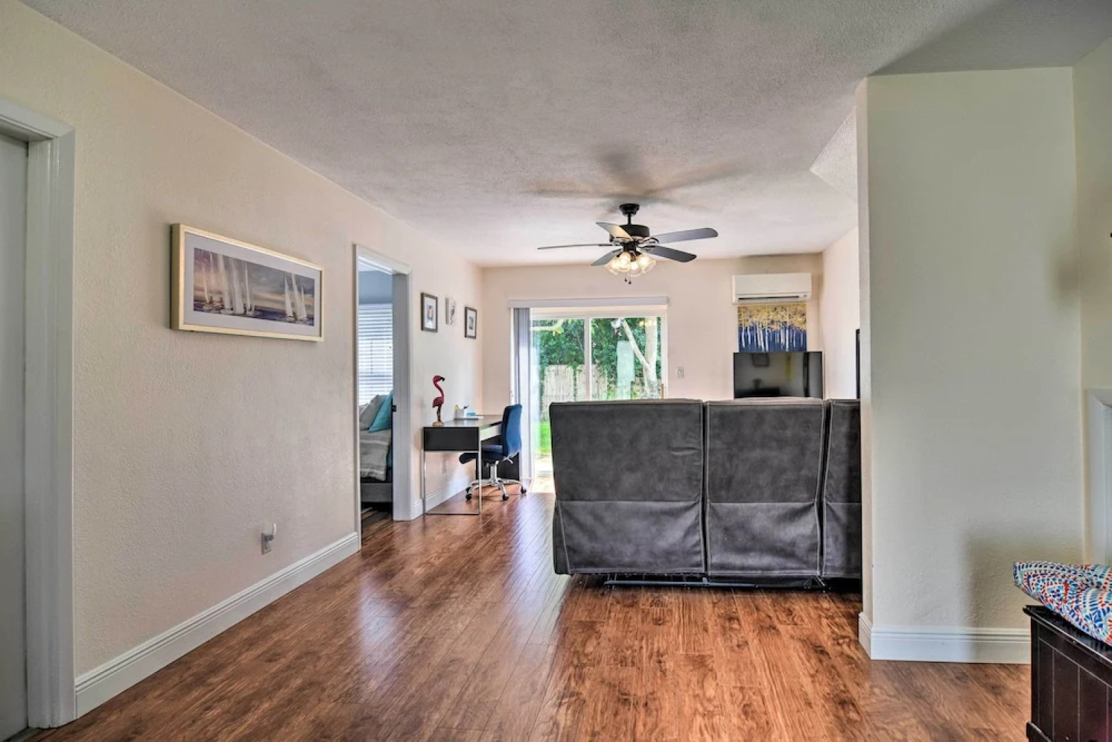 Seminole Home: 1 Mi to Indian Shores Beach!