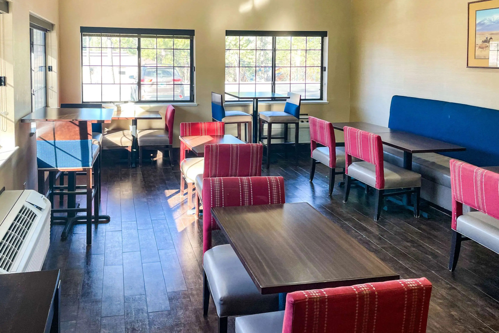 Comfort Inn & Suites Midtown