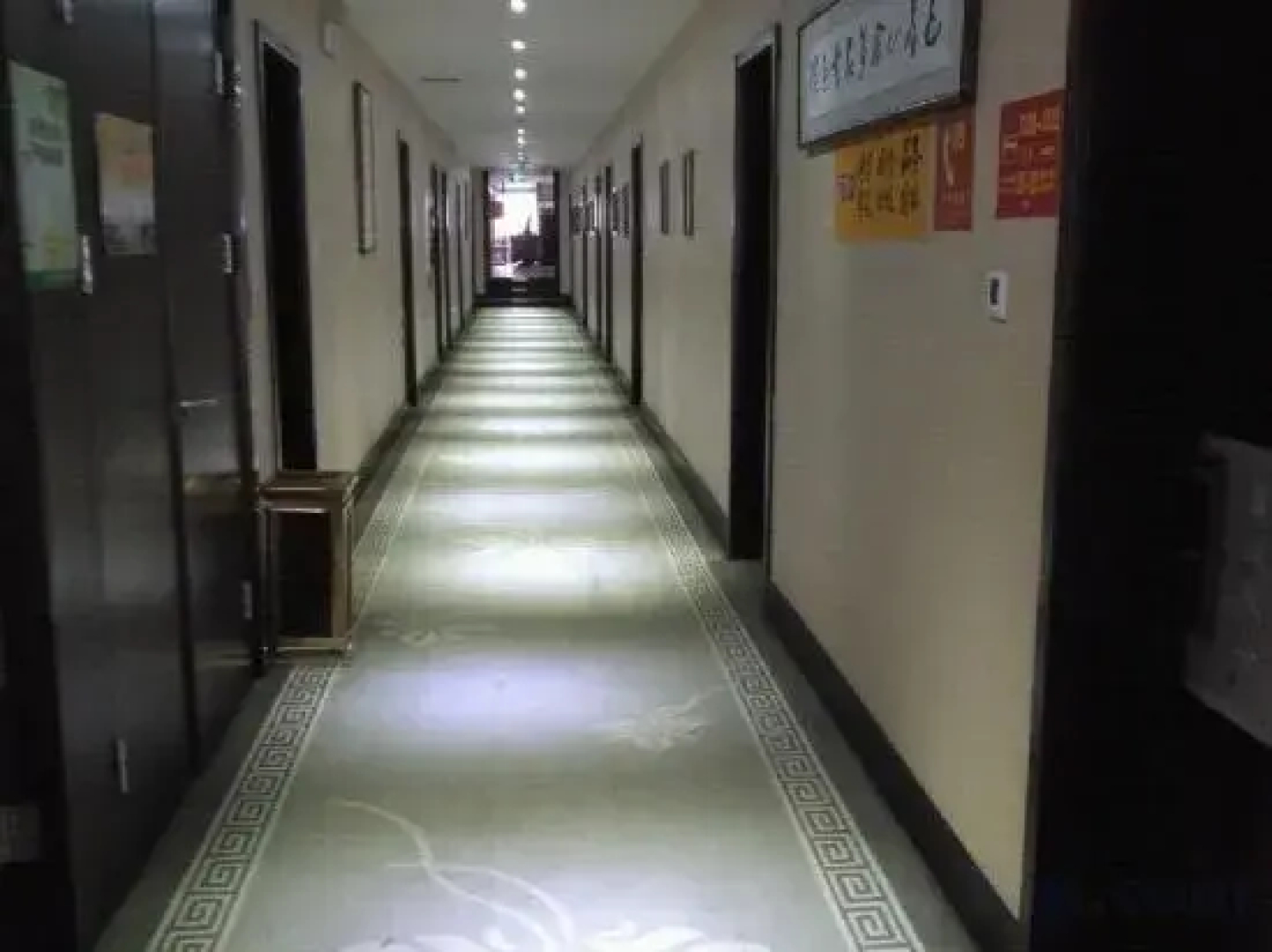 Wutaishan Golden Lotus Hotel