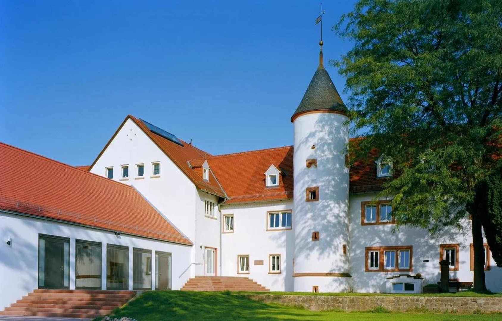 Kloster Höchst - Jugendbildungsstätte und Tagungshaus der EKHN
