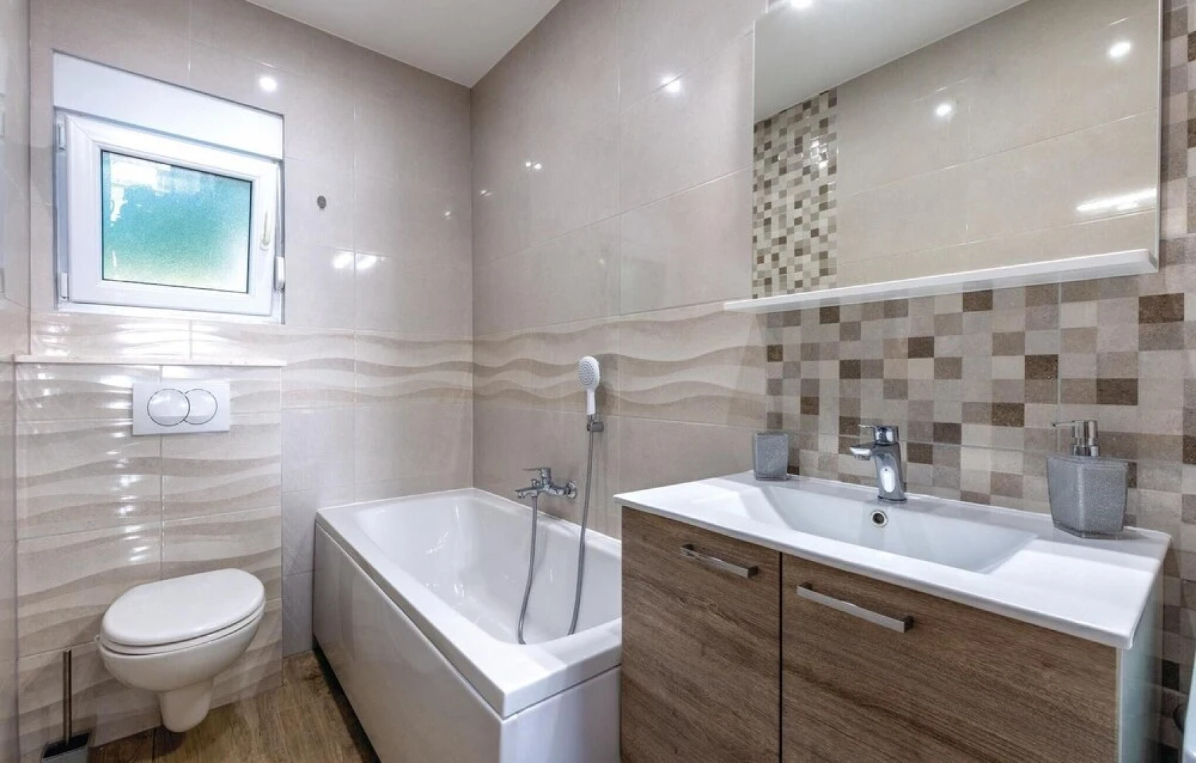 Nice Home in Jesenice With Wifi and 2 Bedrooms