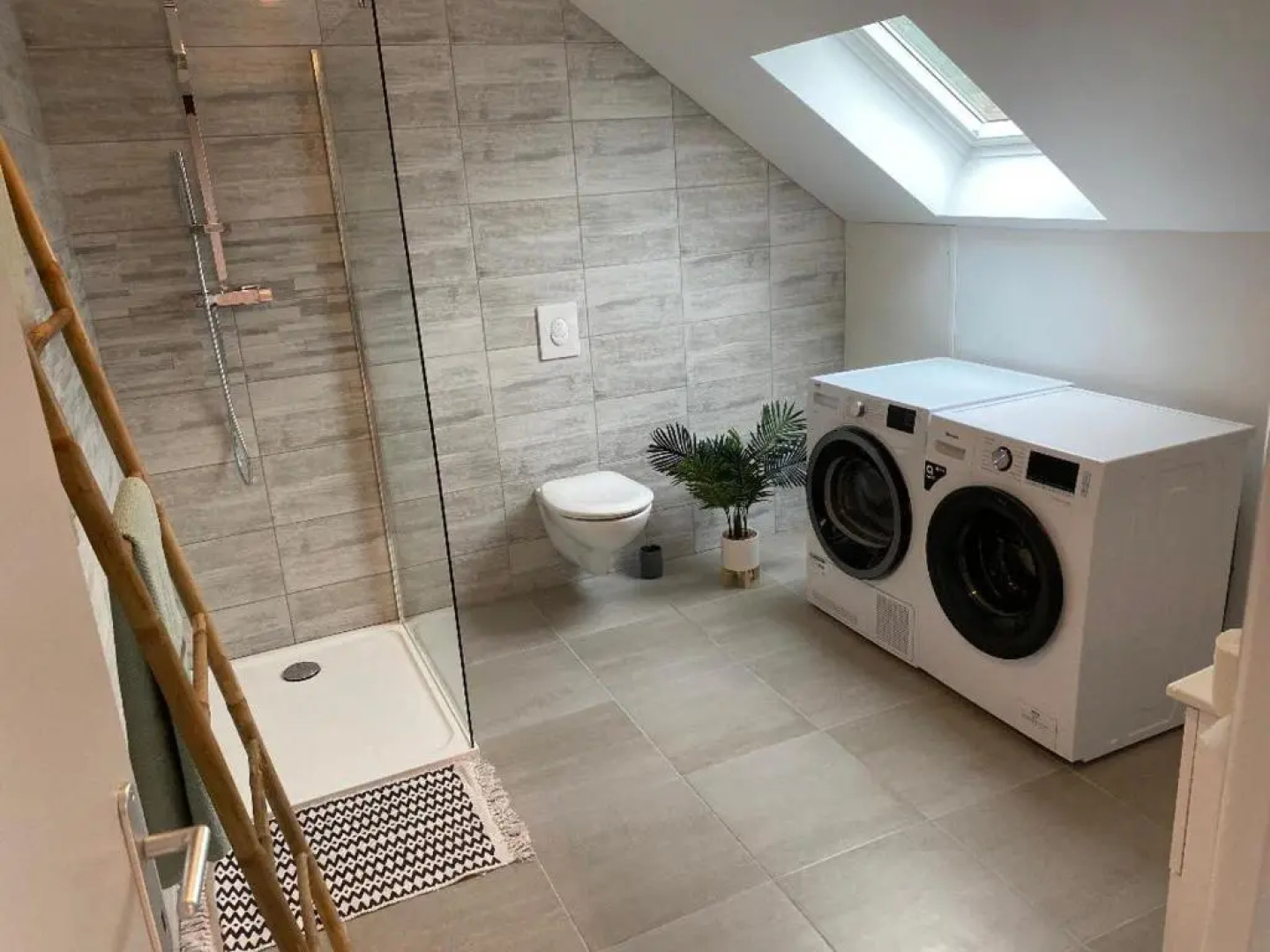 APPARTEMENT CHALEUREUX Wifi et parking gratuit