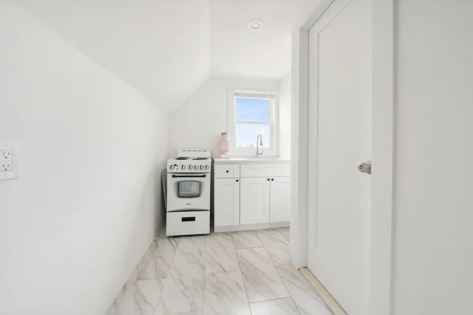 NY Luxury Apt Free Parking in PRIME Area