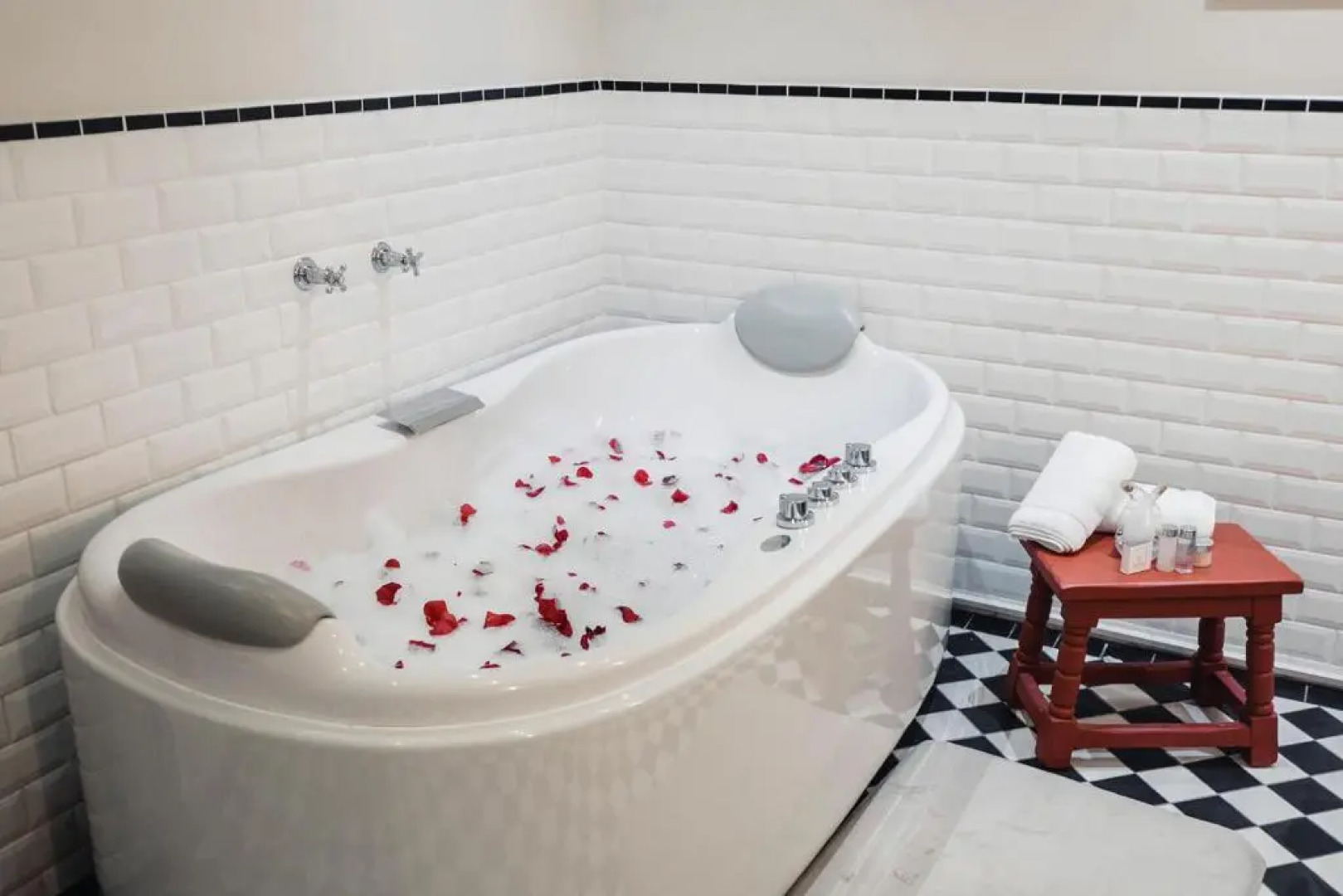 Royal St. Andrews Hotel, Conference Centre & Spa