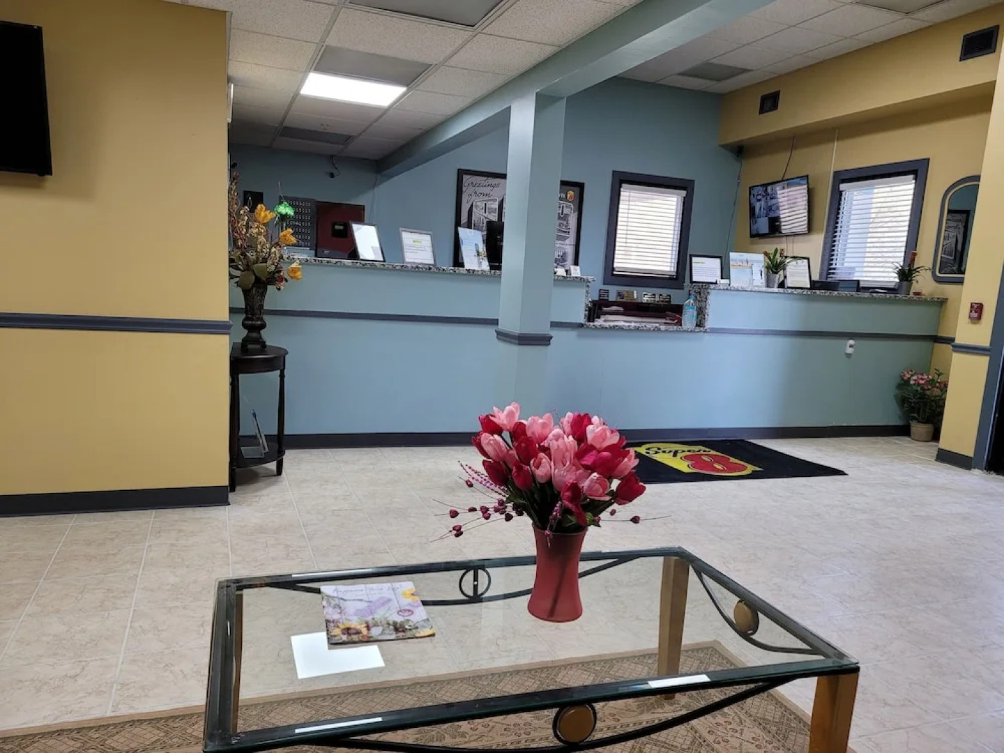 Super 8 Newcomerstown