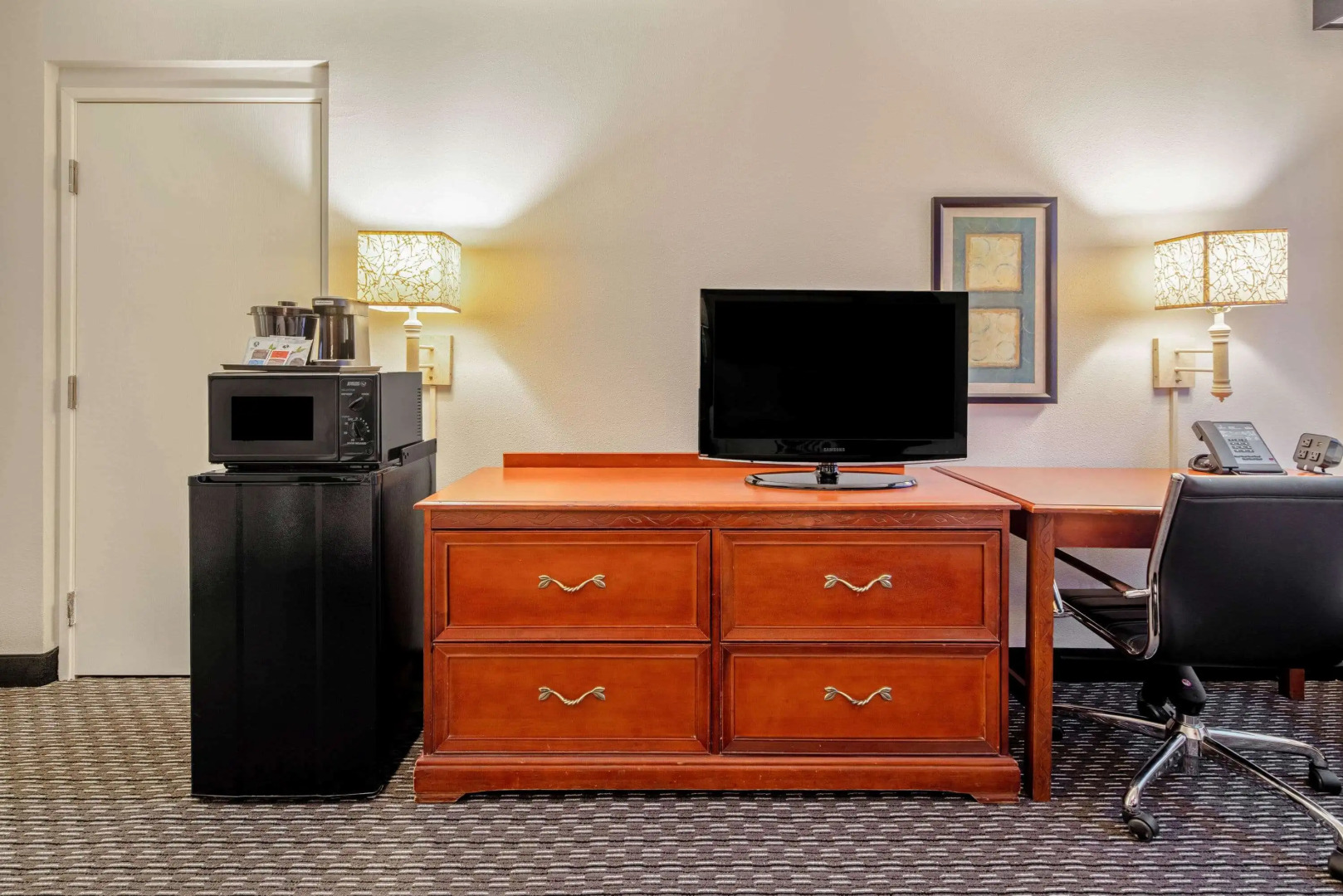 La Quinta Inn & Suites by Wyndham Naples East (I-75)