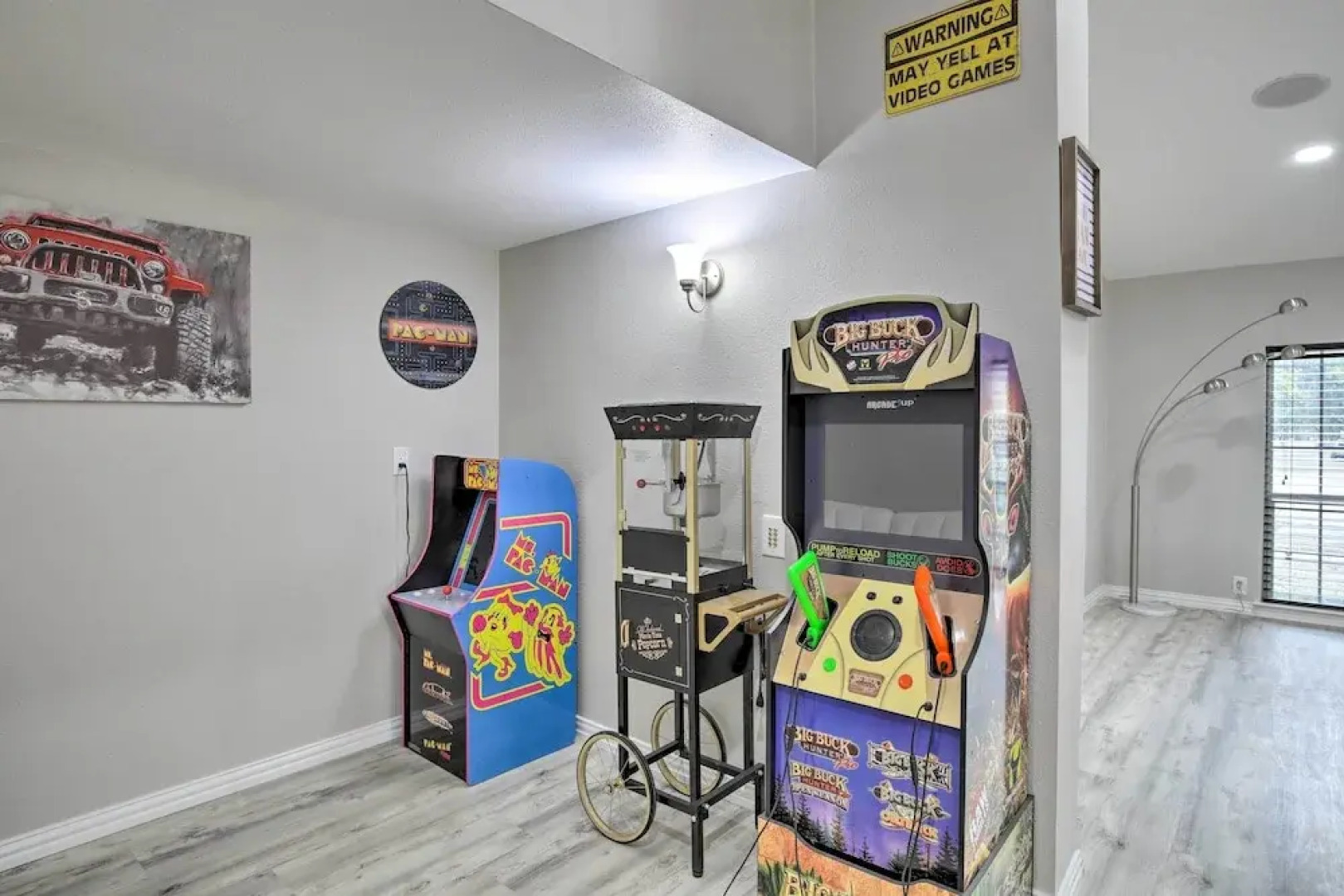 16 Mi to Lake Ray Hubbard: Garland Family Home