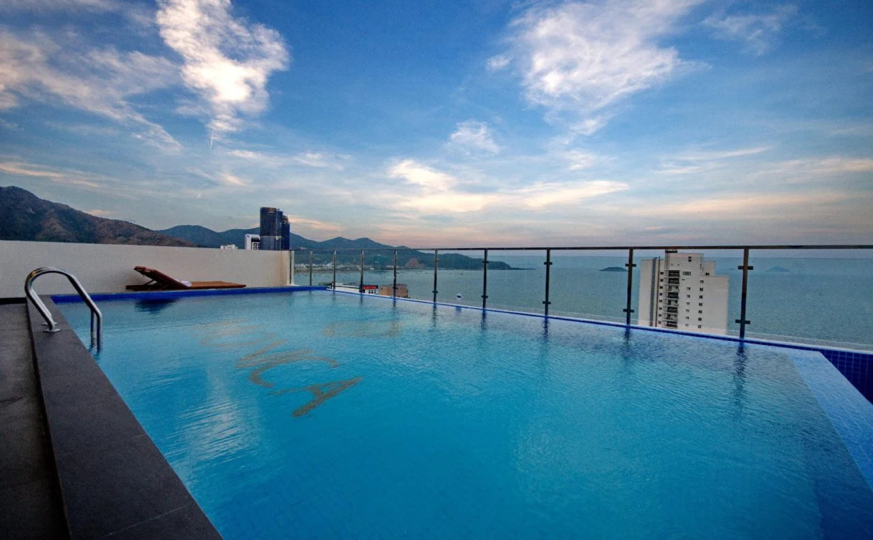 Gibson Hotel Nha Trang