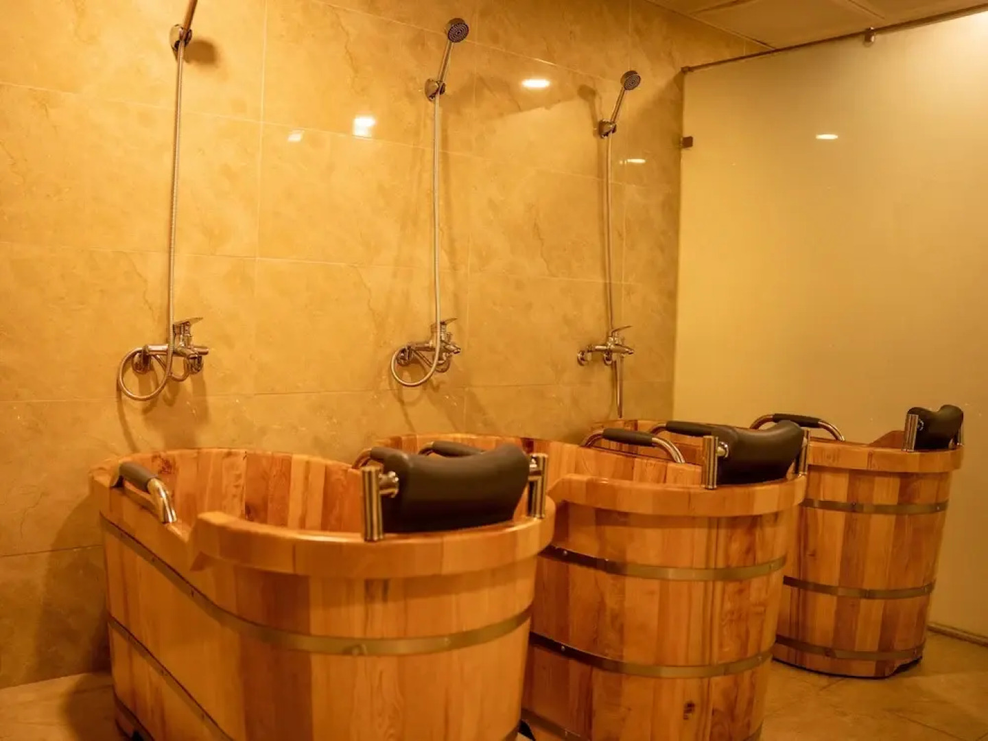 Camellia Luxury Hotel Tam Đao